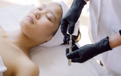 Behind the Blade: What You Didn’t Know (Dermaplaning Training Winnipeg)