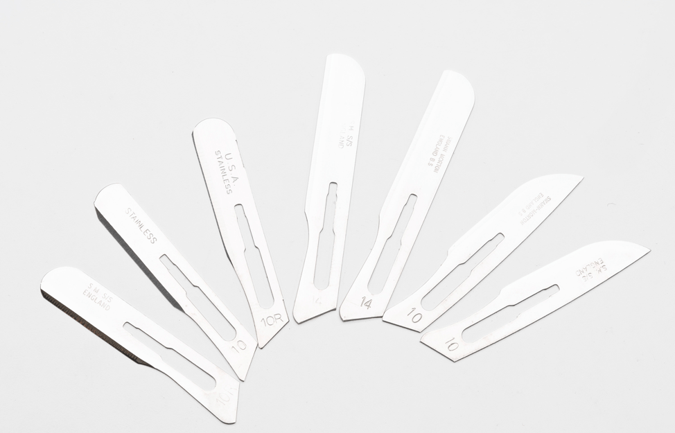 dermaplaning blades